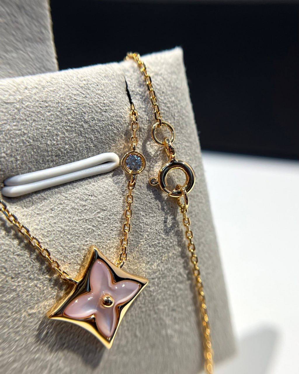 Louis Vuitton Necklace NK24111