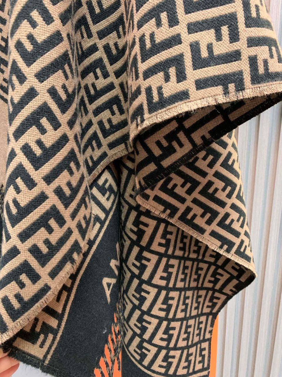 Fendi Cape Scarf 118789