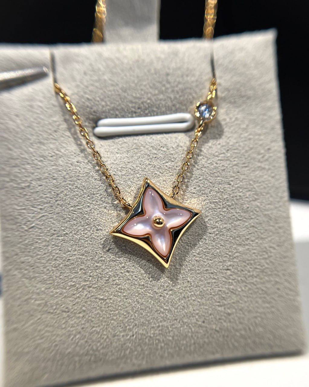 Louis Vuitton Necklace NK24111