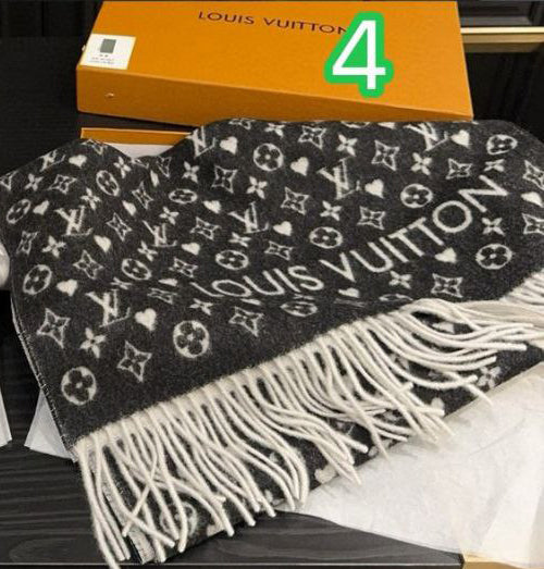 Louis Vuitton scarf 137243